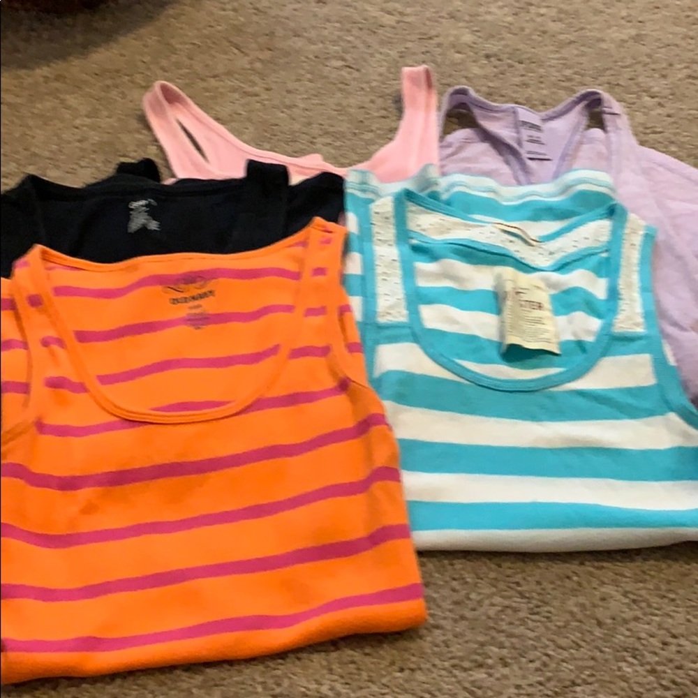 Bundle of Tank Tops XS/S